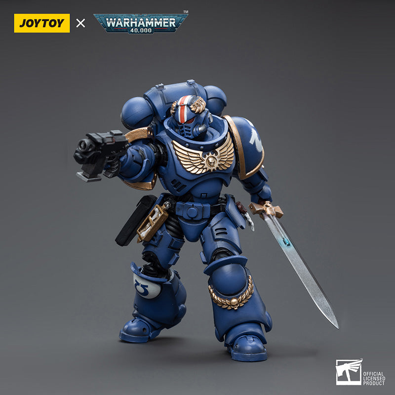 JoyToy 1/18 Warhammer 40K Ultramarines Primaris Lieutenant Argaranthe